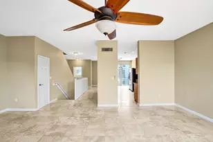 2725 NE 8th Ave, Wilton Manors, FL 33334 - Photo 11