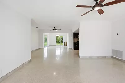 200 NE 28th Terrace, Boca Raton, FL 33431 - Photo 5