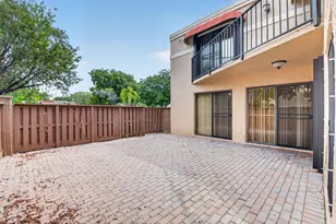 8230 Severn Dr, Boca Raton, FL 33433 - Photo 5
