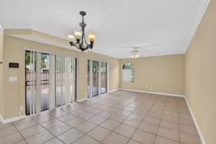 8230 Severn Dr, Boca Raton, FL 33433 - Photo 13
