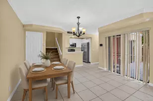 8230 Severn Dr, Boca Raton, FL 33433 - Photo 5