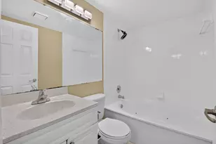 8230 Severn Dr, Boca Raton, FL 33433 - Photo 9
