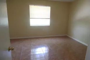 411 Executive Center Dr, West Palm Beach, FL 33401 - Photo 7