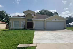 1737 SW Bradway Ln, Port Saint Lucie, FL 34953 - Photo 1