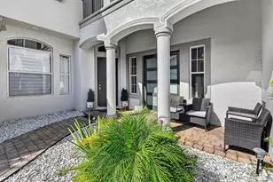 700 Cresta Cir, West Palm Beach, FL 33413 - Photo 5