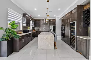 700 Cresta Cir, West Palm Beach, FL 33413 - Photo 19