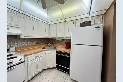 101 Briny Avenue #1005, Pompano Beach, FL 33062 - Photo 9