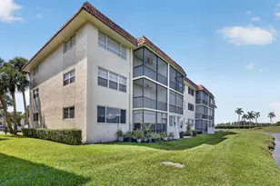 9923 S Hollybrook Lake Dr, Pembroke Pines, FL 33025 - Photo 33