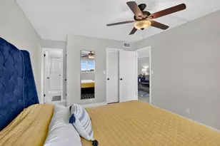9923 S Hollybrook Lake Dr, Pembroke Pines, FL 33025 - Photo 17