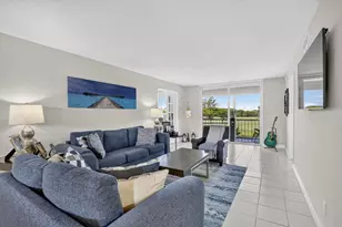 9923 S Hollybrook Lake Dr, Pembroke Pines, FL 33025 - Photo 21