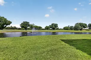 9923 S Hollybrook Lake Dr, Pembroke Pines, FL 33025 - Photo 29