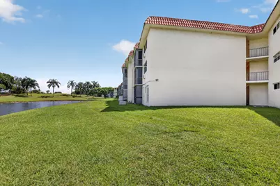 9923 S Hollybrook Lake Drive #305, Pembroke Pines, FL 33025 - Photo 31