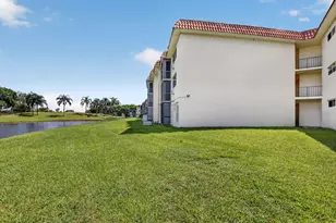 9923 S Hollybrook Lake Dr, Pembroke Pines, FL 33025 - Photo 31