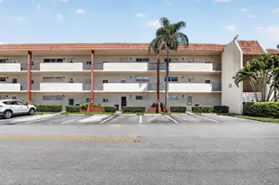 9923 S Hollybrook Lake Dr, Pembroke Pines, FL 33025 - Photo 35