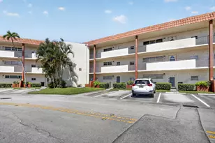 9923 S Hollybrook Lake Dr, Pembroke Pines, FL 33025 - Photo 33