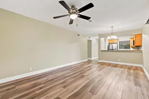 1601 Balfour Point Dr, West Palm Beach, FL 33411 - Photo 9