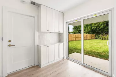 2433 Palm Road, West Palm Beach, FL 33406 - Photo 19