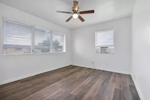 515 NE 150th St, Miami, FL 33161 - Photo 5
