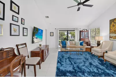 10984 Stafford Circle S, Boynton Beach, FL 33436 - Photo 9