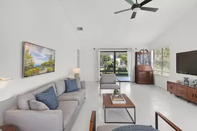 10984 Stafford Circle S, Boynton Beach, FL 33436 - Photo 13