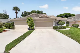 10984 Stafford Cir S, Boynton Beach, FL 33436 - Photo 5