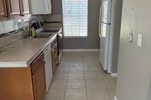 1456 SE Rivergreen Cir, Port Saint Lucie, FL 34952 - Photo 5