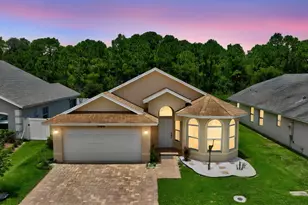 9760 Palm Breezes Dr, Fort Pierce, FL 34945 - Photo 1