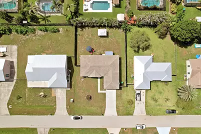 572 SW Bacon Terrace, Port Saint Lucie, FL 34953 - Photo 35