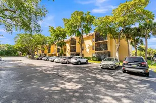 460 NW 20th St, Boca Raton, FL 33431 - Photo 35