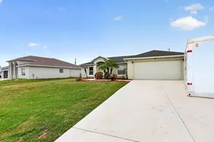 324 SW Kestor Dr, Port Saint Lucie, FL 34953 - Photo 5