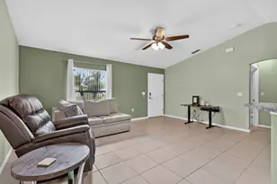 324 SW Kestor Dr, Port Saint Lucie, FL 34953 - Photo 9