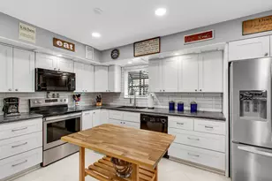 912 Blueberry Dr, Wellington, FL 33414 - Photo 5