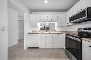 16422 Straw Way, Delray Beach, FL 33484 - Photo 9