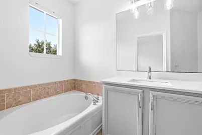 127 E Thatch Palm Circle, Jupiter, FL 33458 - Photo 13