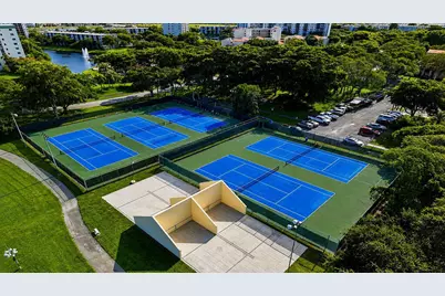 2322 S Cypress Bend Drive #311, Pompano Beach, FL 33069 - Photo 3