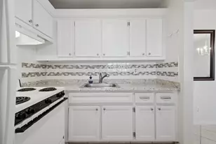 350 Horizons E, Boynton Beach, FL 33435 - Photo 15