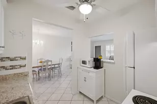 350 Horizons E, Boynton Beach, FL 33435 - Photo 17