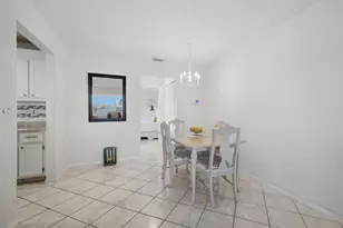 350 Horizons E, Boynton Beach, FL 33435 - Photo 9