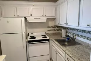 350 Horizons E, Boynton Beach, FL 33435 - Photo 3