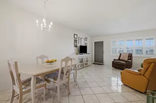 350 Horizons E, Boynton Beach, FL 33435 - Photo 11
