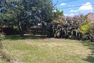 2175 SW Algiers St, Port Saint Lucie, FL 34953 - Photo 3