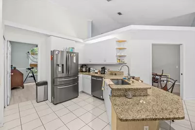 2711 SE Fall Street, Port Saint Lucie, FL 34984 - Photo 15