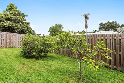 2711 SE Fall Street, Port Saint Lucie, FL 34984 - Photo 35