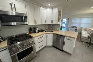 300 Central Dr, West Palm Beach, FL 33405 - Photo 3