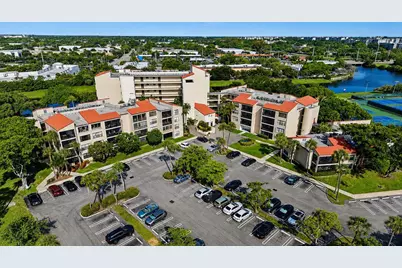 2322 S Cypress Bend Drive #311, Pompano Beach, FL 33069 - Photo 11