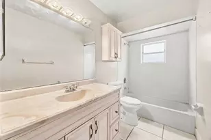 2550 SE Hemsing St, Port Saint Lucie, FL 34984 - Photo 25