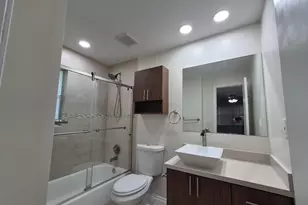 5545 N Lakewood Circle N, Margate, FL 33063 - Photo 15
