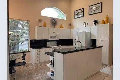 8884 Shoal Creek Lane, Boynton Beach, FL 33472 - Photo 3