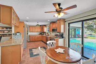 220 Riomar Dr, Port Saint Lucie, FL 34952 - Photo 19