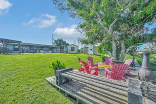 220 Riomar Dr, Port Saint Lucie, FL 34952 - Photo 51
